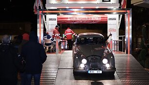 Karolis Rai&scaron;ys atėmė čempiono taurę i&scaron; &bdquo;Seat"