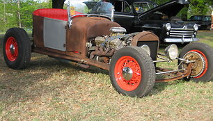 &bdquo;Rat Rod&ldquo; stiliaus automobilis