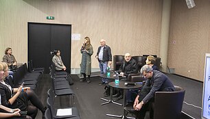 Pokalbis &bdquo;W.G.Sebaldo knyga &bdquo;Austerlicas":vertimo ir adaptacijos Jaunimo teatrui i&scaron;&scaron;ūkiai&ldquo;