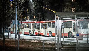 Plikledžio spąstai klupdo vairuotojus: pasipylė avarijos