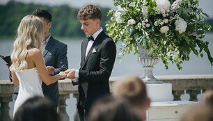 Užutrakio dvare susituokė Aisvydas Paliukėnas ir Gretė Užkuraitytė