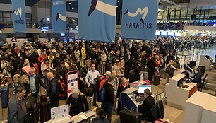 Eilės Vilniaus oro uoste
