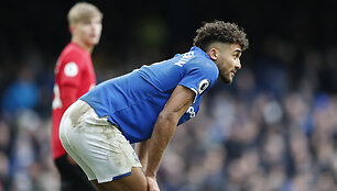 Neįvardintam &bdquo;Everton&ldquo; žaidėjui &ndash; karantinas