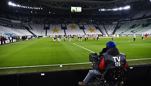 Futbolas pamažu grįš į Italijos stadionus