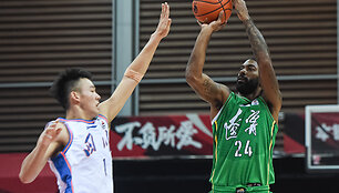 O.J.Mayo (de&scaron;inėje)