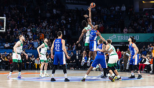 „Anadolu Efes“ – „Žalgiris“