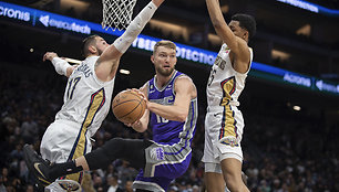 Domantas Sabonis prieš Joną Valančiūną