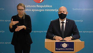 per-para-vel-soktelejo-covid-19-atveju-skaicius-averyga-apie-koronaviruso-situacijos-valdyma