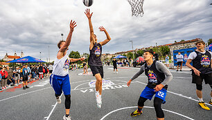 &bdquo;Red Bull Half Court&ldquo;
