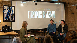 „Europos blyksnių“ koordinatorė Brigita Teklė-Bielskė, operatorius Oskaras Abramavičius ir aktorius Saulius Ambrozaitis