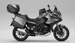 Metų motociklas: pretendentas „Honda NT1100 DCT“