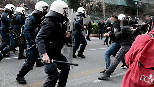 Dėl D.Koufodino kilę protestai Graikijoje