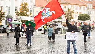 A.G.Astrauskaitės organizuojamas mitingas prieš galimybių pasą