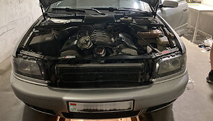 Kontrabandininkai paverčia automobilius važiuojančiomis rūkalų slėptuvėmis