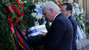 I&scaron;puolio 50-ųjų metinių minėjimo ceremonija