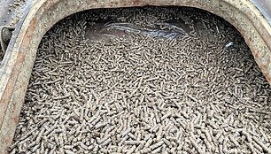 Stasylų geležinkelio stotyje sulaikyta daugiau kaip 600 tūkst. eurų vertės cigarečių kontrabanda