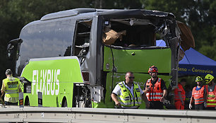 Čekijoje susidūrė du autobusai