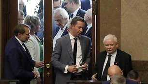 Lenkijos opozicija boikotuos prieštaringai vertinamą referendumą