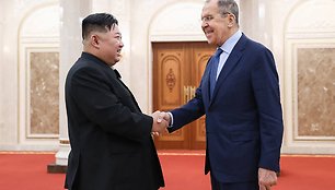 S. Lavrovas Šiaurės Korėjoje susitiko su Kim Jong Unu