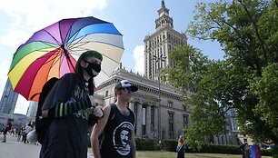 Czarek Sokolowski / AP