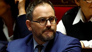 SARAH MEYSSONNIER / REUTERS