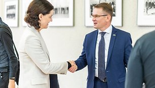 Irmantas Gelūnas/BNS nuotr. Monika Navickienė ir Arūnas Dulkys