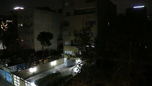 Iranas paleido raketas į Izraelį