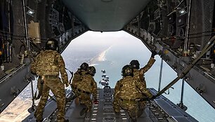 CPL TIM LAURENCE RAF / via REUTERS