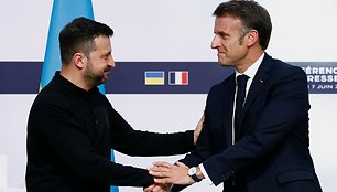 E. Macronas su V. Zelenskiu Paryžiuje / YOAN VALAT / AFP