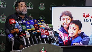 Osama Hamdanas / Mohamed Azakir / REUTERS