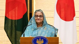 Bangladešo ministrė pirmininkė lankosi Japonijoje. / POOL / via REUTERS