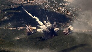 &bdquo;Hezbollah&ldquo; teigia paleidusi raketas į dvi kareivines Izraelio &scaron;iaurėje / RABIH DAHER / AFP