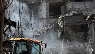 Emilie Madi / REUTERS