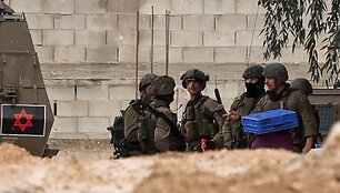 Izraelio kariai Vakarų Krante / Raneen Sawafta / REUTERS