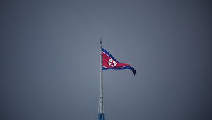 &Scaron;iaurės Korėjos vėliava / KIM HONG-JI / REUTERS
