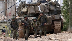 Izraelio kariai Vakarų Krante / Nidal Eshtayeh / ZUMAPRESS.com