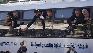 I&scaron;laisvinti palestiniečių kaliniai / Abdel Kareem Hana / AP