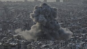 Izraelio smūgiai Beirutui / Bilal Hussein / AP