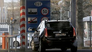 Narvos sienos perėja / Ints Kalnins / REUTERS