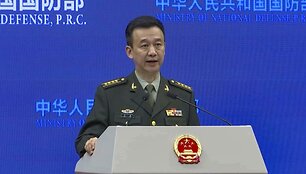 Wu Qianas / Borg Wong / AP