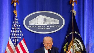 Nathan Howard / REUTERS