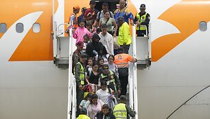 Lėktuvas su migrantais / Ariana Cubillos / AP