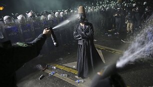 Huseyin Aldemir / AP