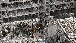 Oded Balilty / AP