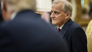 Daniel Torok/White House / ZUMAPRESS.com