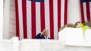 Daniel Torok/White House / ZUMAPRESS.com