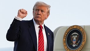 Julia Demaree Nikhinson / AP