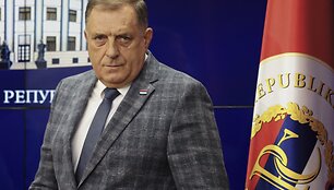  Miloradas Dodikas  / Radivoje Pavicic / AP