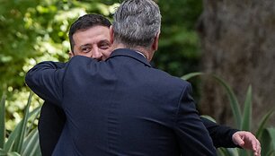 JAV ir Rusijos prezidentų susitikimo i&scaron;vakarėse britų premjeras K. Starmeris Londone priėmė Ukrainos prezidentą V. Zelenskį / Thomas Krych / ZUMAPRESS.com