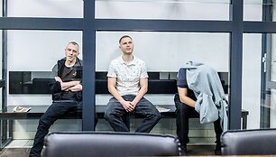Kaltinamieji teisme / Erikas Ovčarenko/BNS nuotr.
